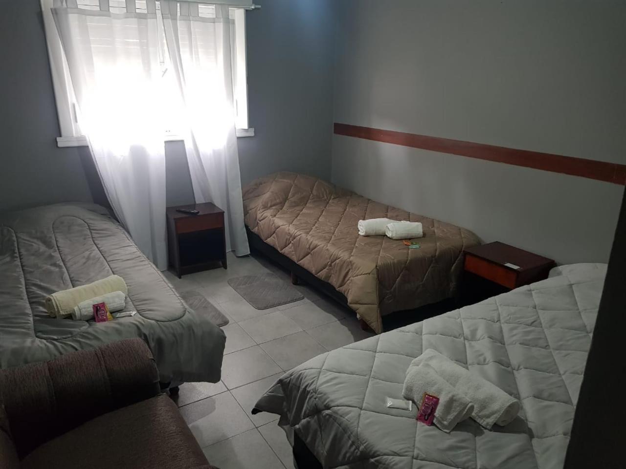 Club House Hotel General Roca Bagian luar foto